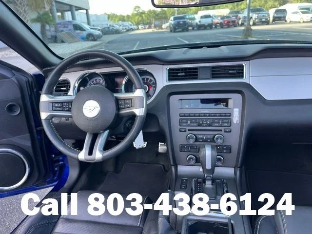 Used 2013 Blue Metallic Ford V6 Premium image 17