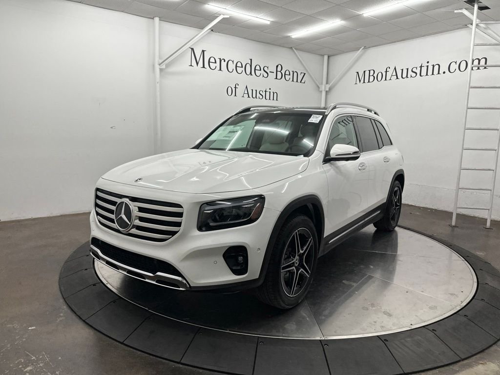 New 2026 Polar White Mercedes-Benz GLB 250 image 3