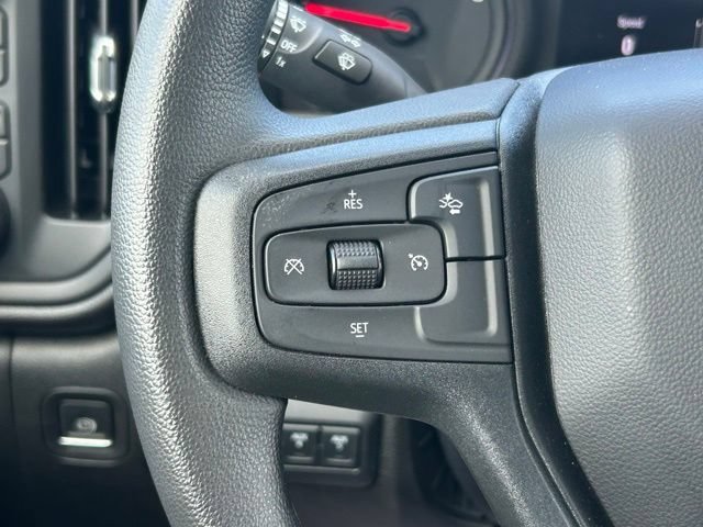 New 2026 Summit White Chevrolet Work Truck image 15