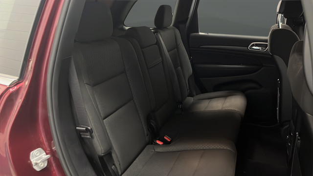 Used 2019 Velvet Red Pearlcoat Jeep Laredo E image 24