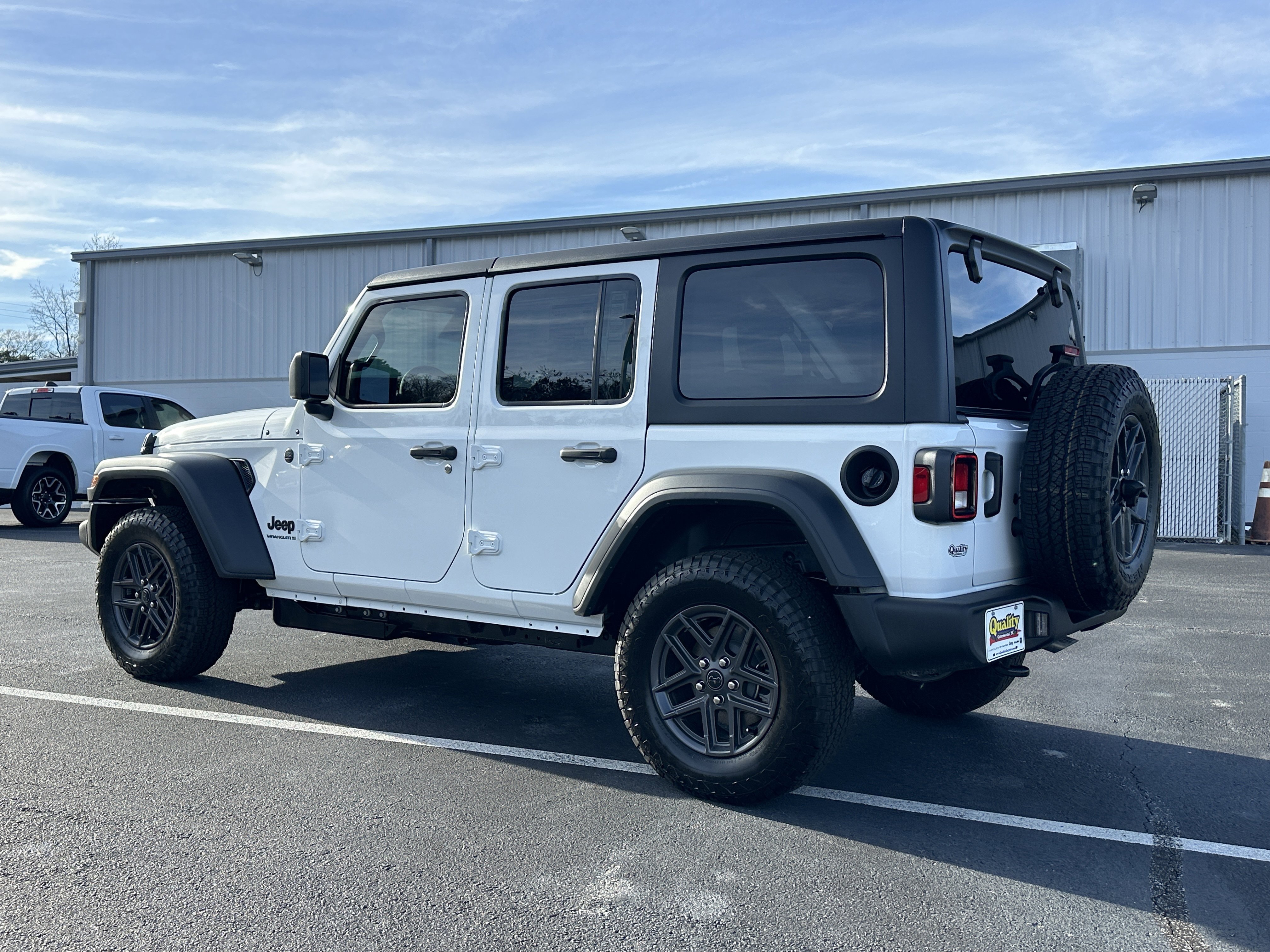 New 2026 Bright White Clear-Coat Exterior Paint Jeep Sport S image 6