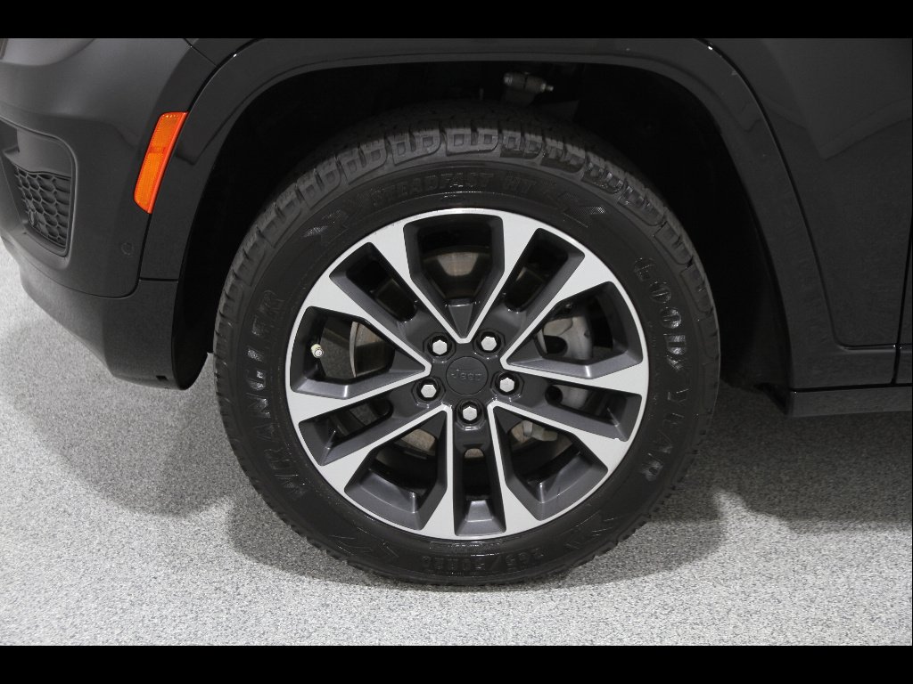 2021 Jeep Grand Cherokee L Overland - Photo 24