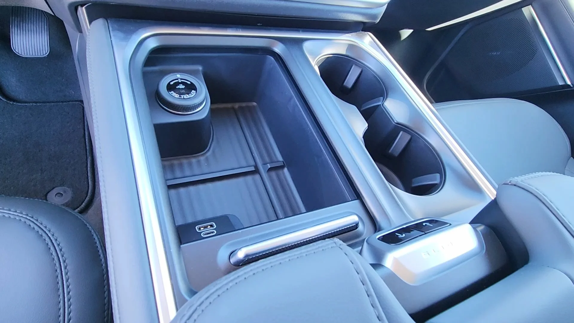 New 2026 Space Silver Metallic Ford Active image 38