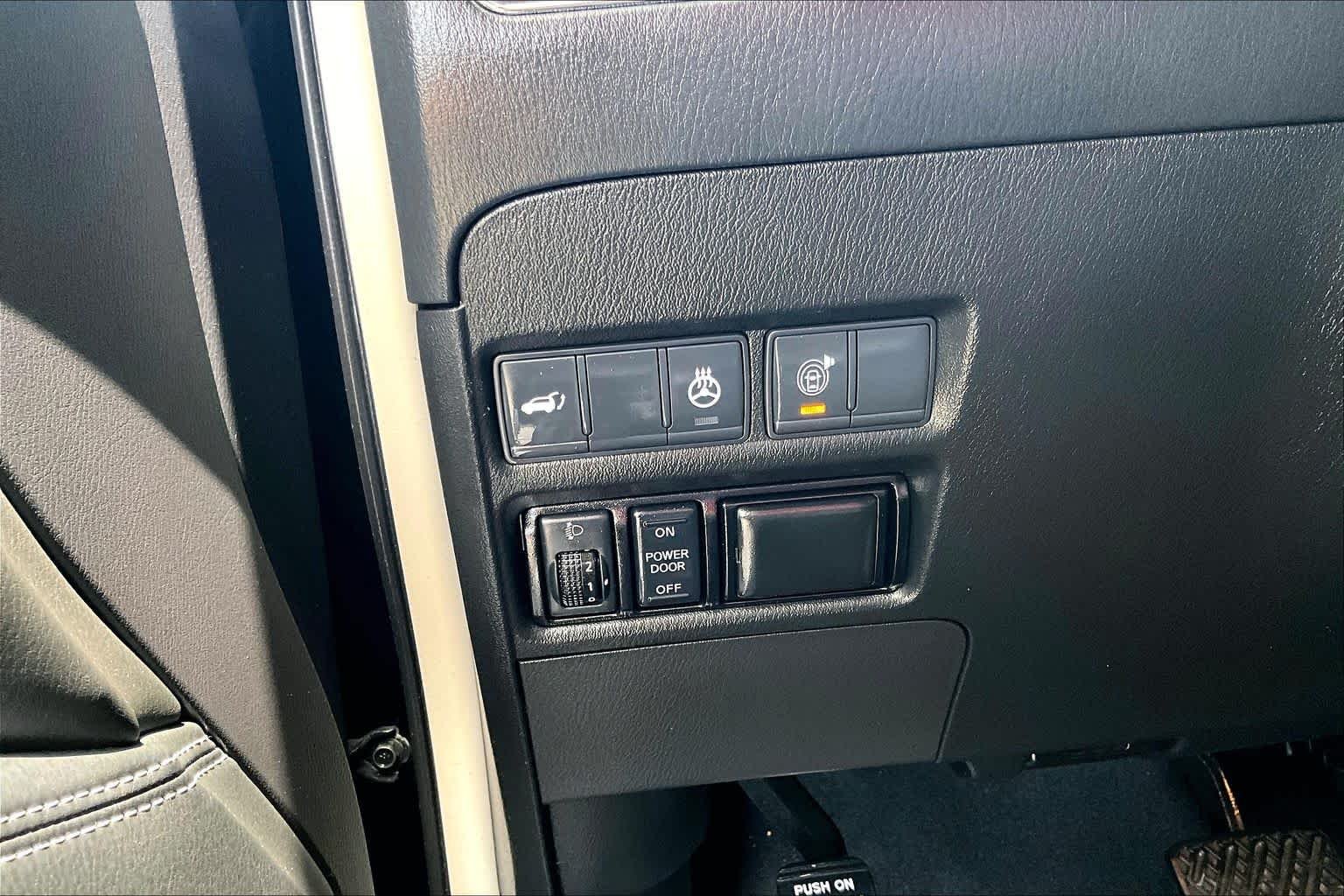 Used 2019 Black Obsidian INFINITI LUXE image 34