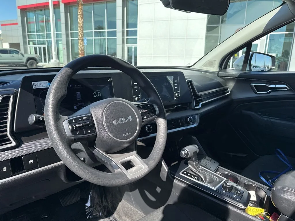 Used 2023 White Kia LX image 12