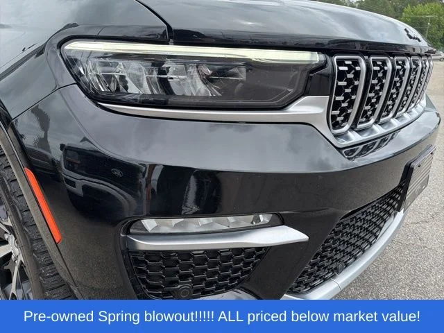 Used 2022 Black Jeep Summit image 14