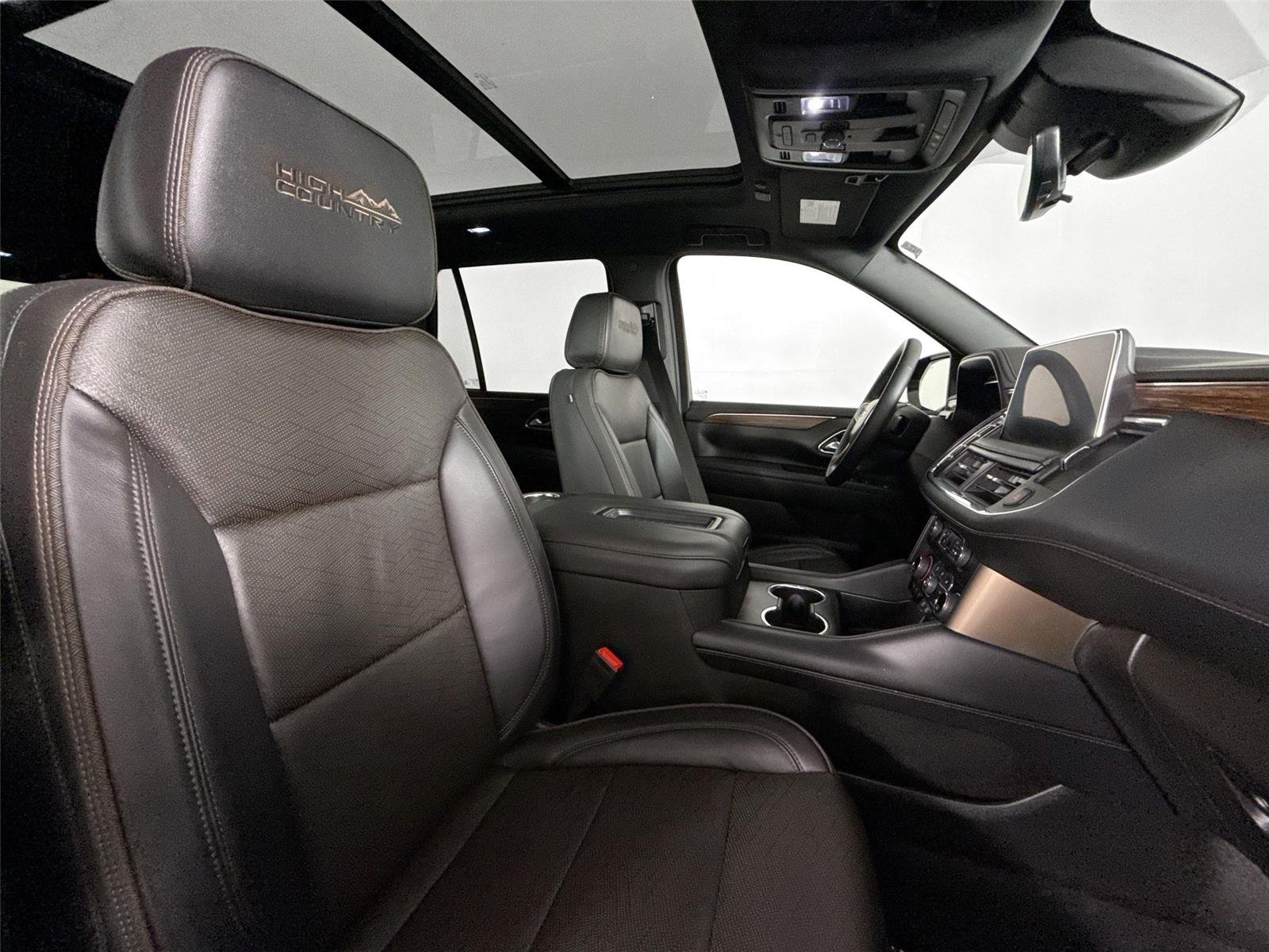 Used 2024 Black Chevrolet High Country image 44