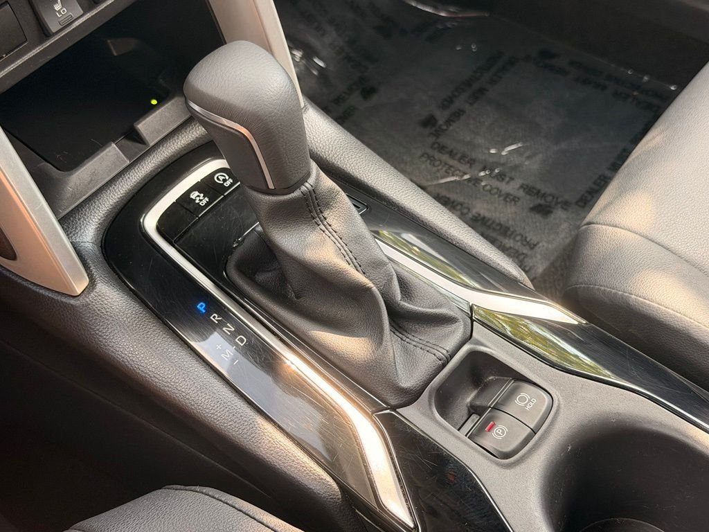 Used 2025 Silver Toyota XLE image 34