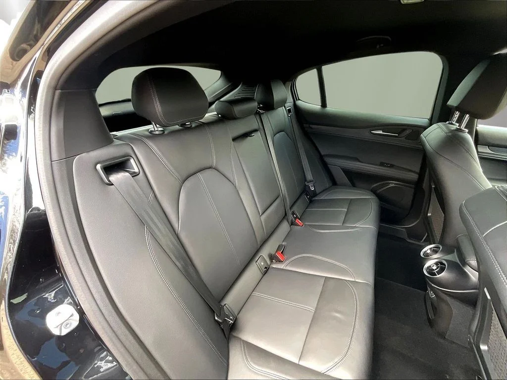 Used 2024 Black Metallic Alfa Romeo Sprint image 25
