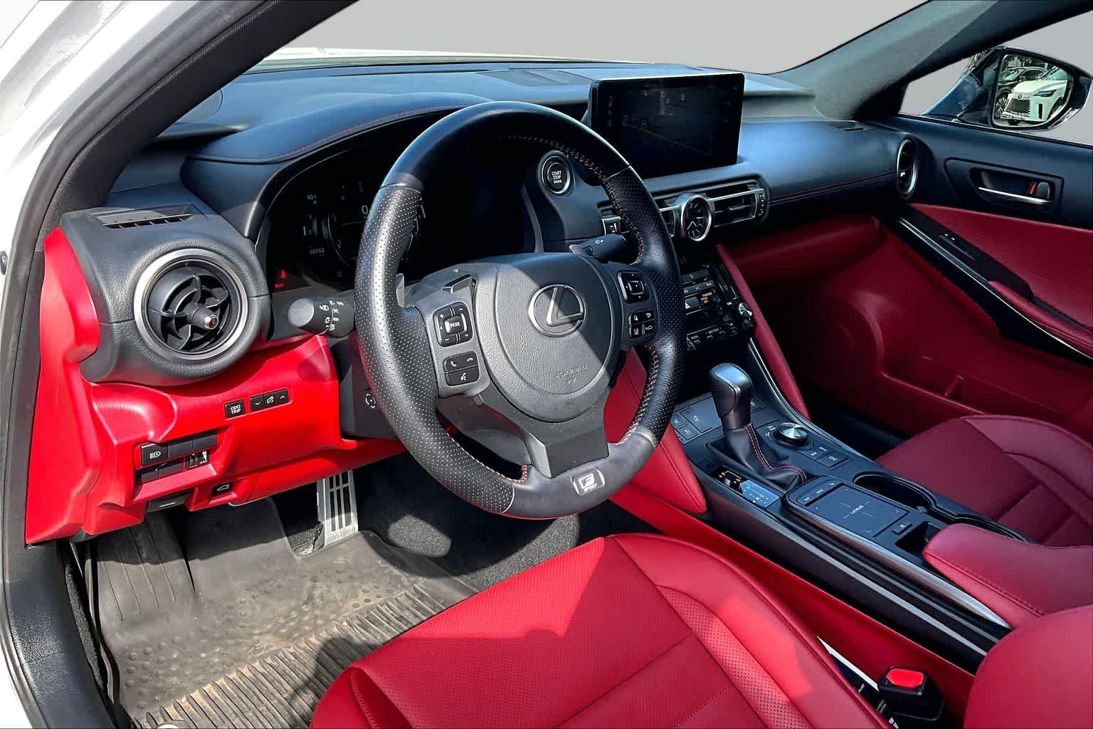 Used 2022 Ultra White Lexus F SPORT image 18