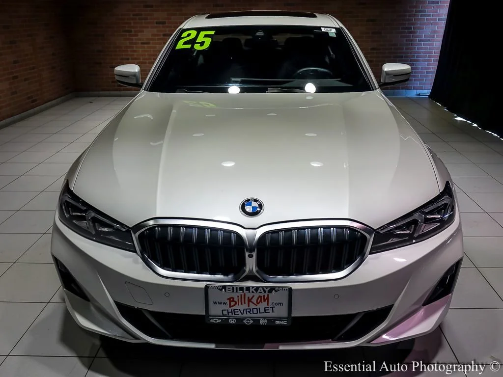 2025 BMW 3 Series 330i - Photo 7