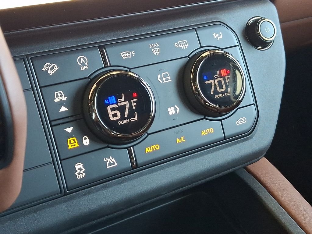 New 2026 Borasco Grey Land Rover OCTA image 12