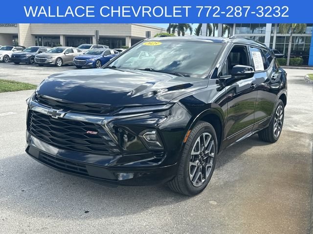 Used 2025 Black Chevrolet RS image 2