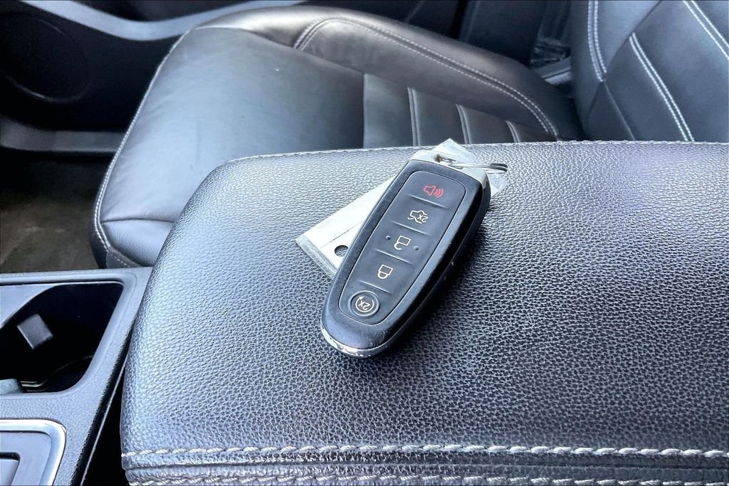 Used 2018 Gray Ford Titanium image 14
