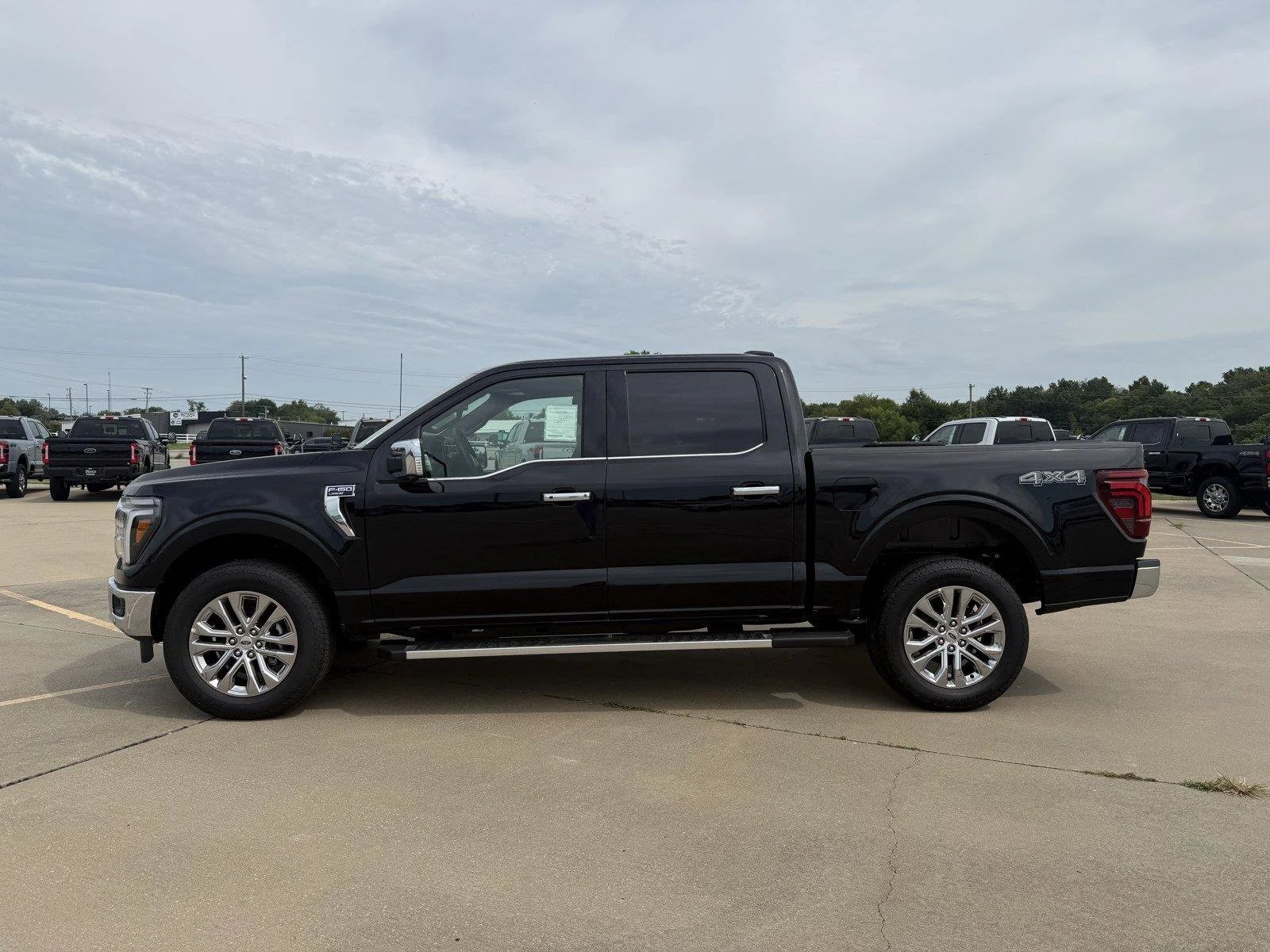 New 2026 Agate Black Metallic Ford Lariat® image 5
