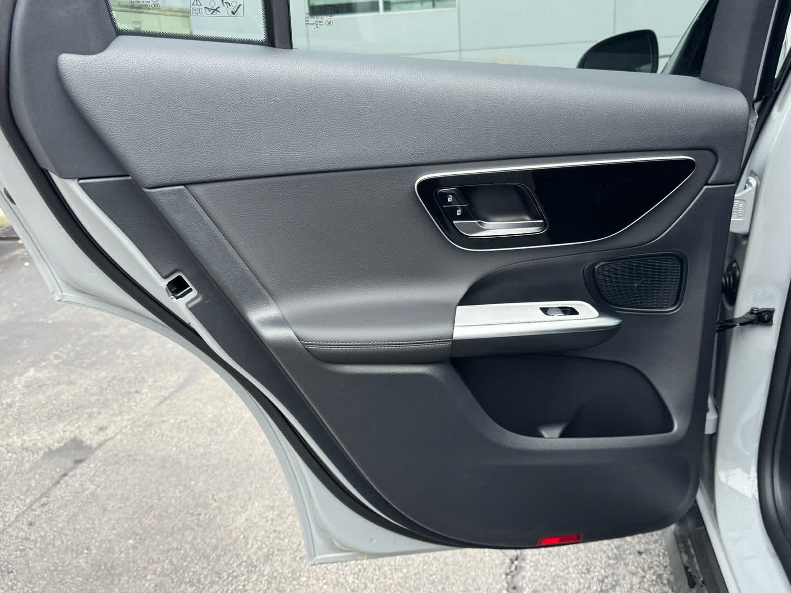 New 2026 MANUFAKTUR Alpine Grey Mercedes-Benz GLC 300 image 36