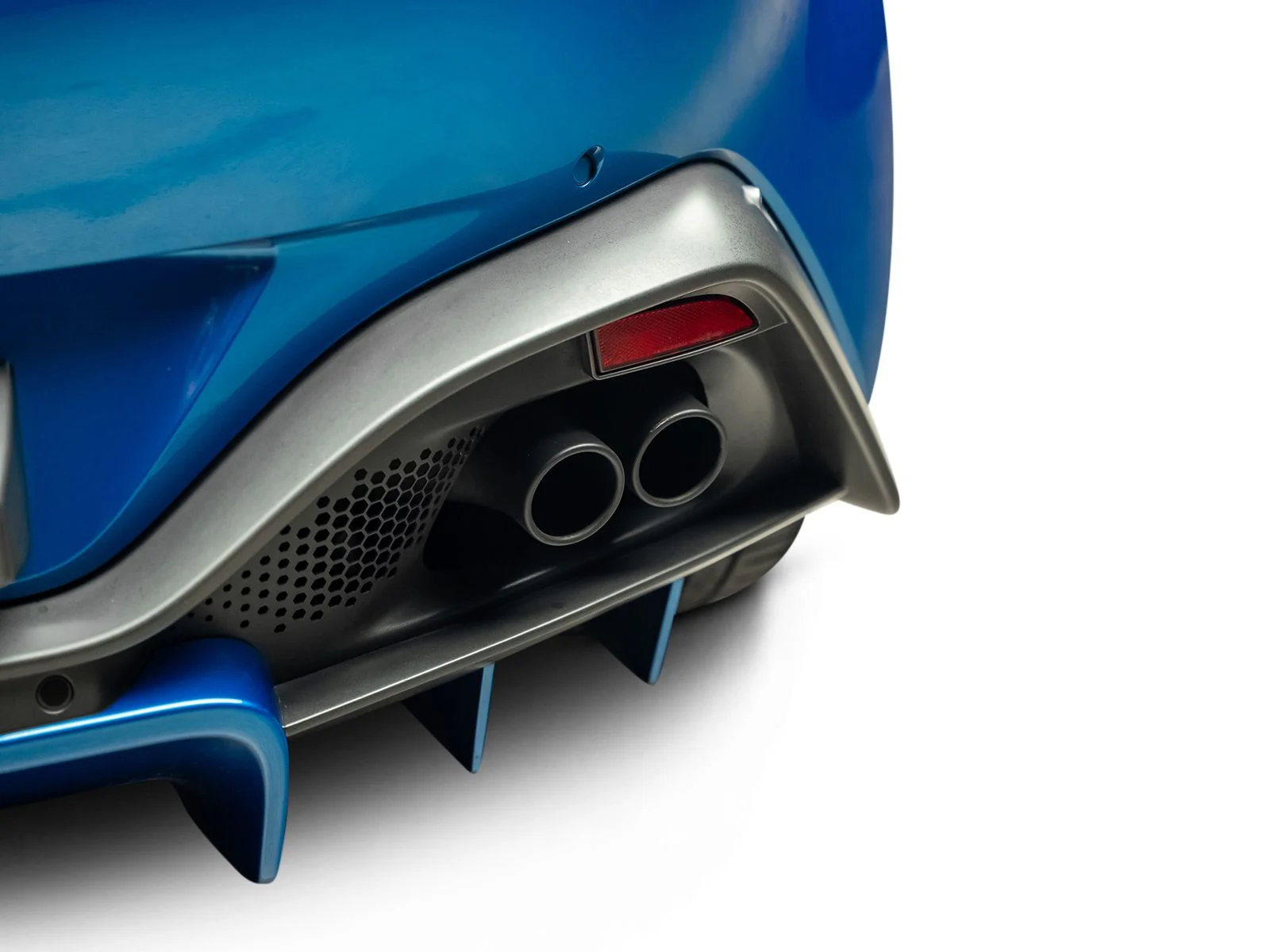 Used 2020 Blue Aston Martin Base image 21