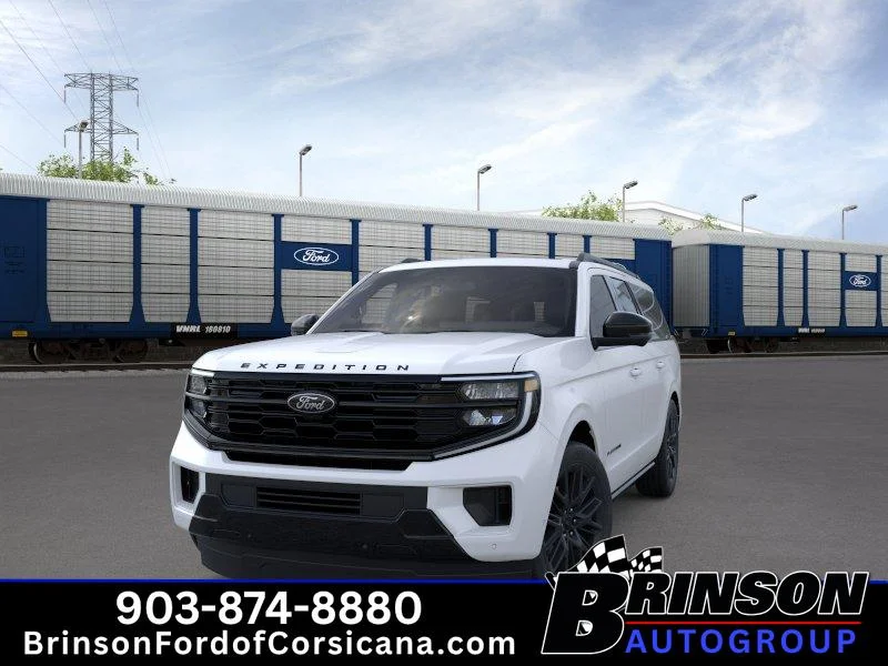 New 2026 Star White Metallic Tri-Coat Ford Platinum image 2