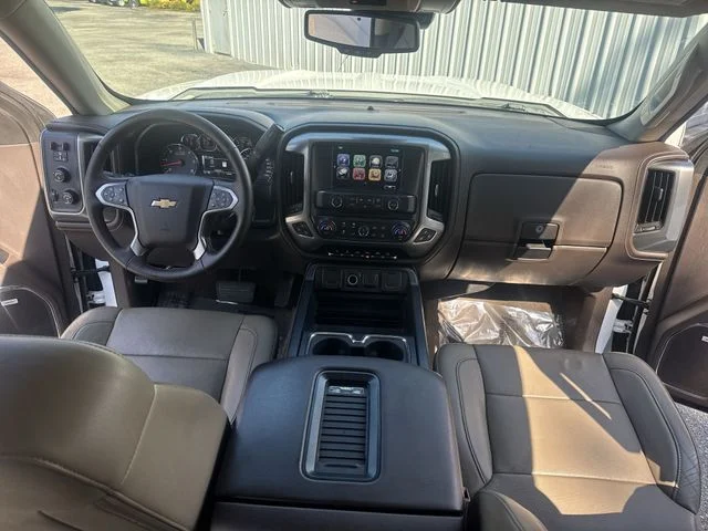 Used 2017 White Chevrolet LTZ image 9