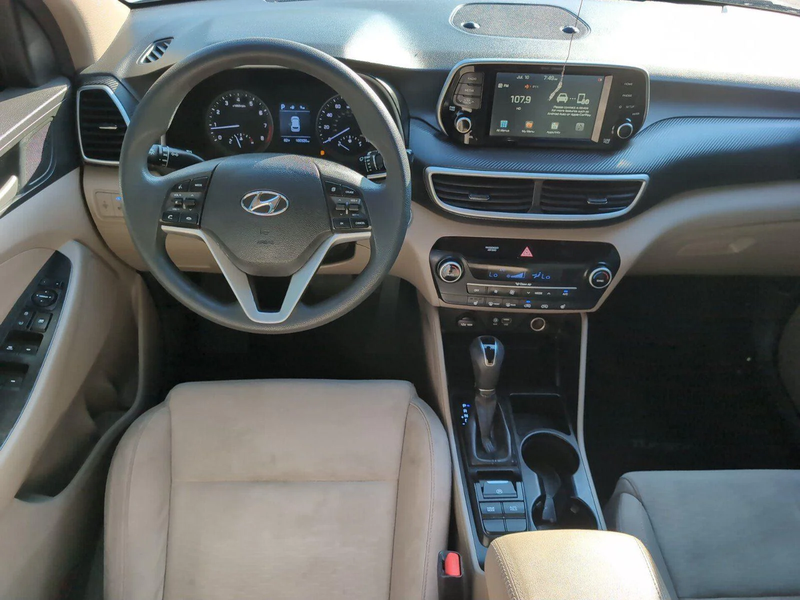 Used 2021 White Cream Hyundai SEL image 30