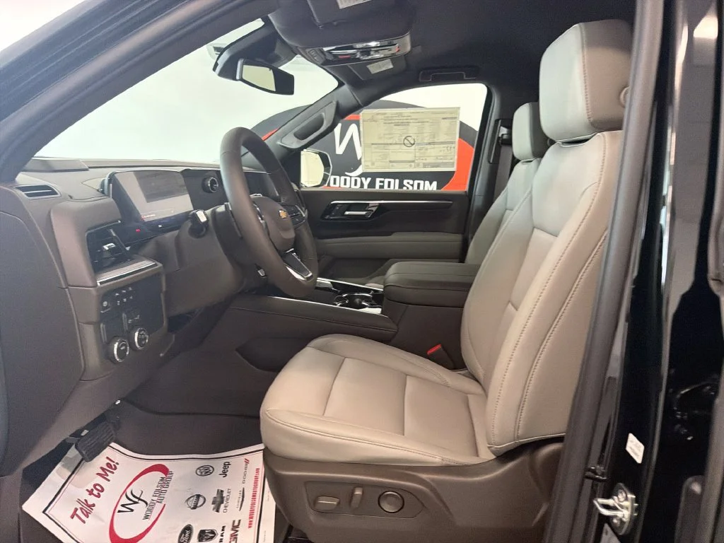 New 2027 Black Chevrolet LT image 9