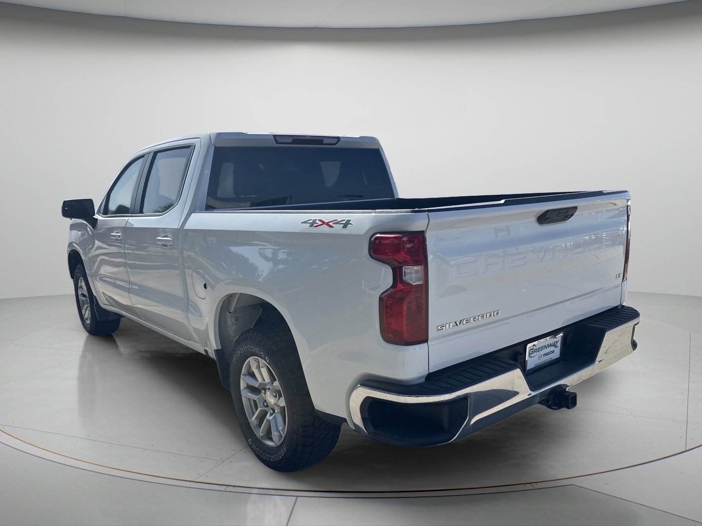 Used 2023 Summit White Chevrolet LT image 5