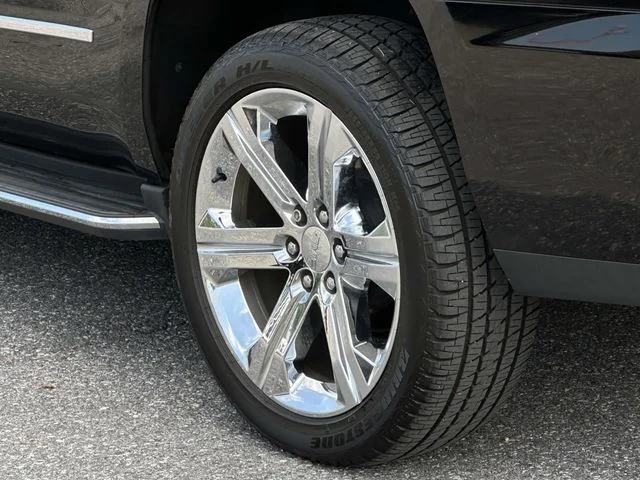Used 2020 Black GMC SLT image 12