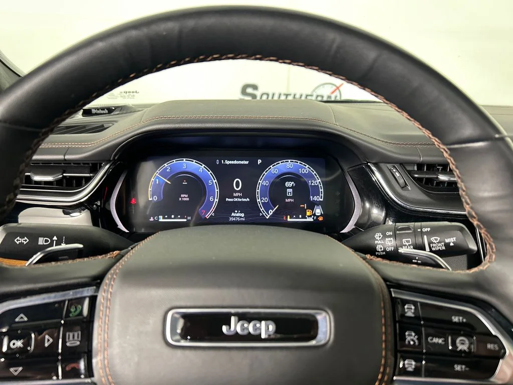 Used 2025 Black Jeep Summit image 13