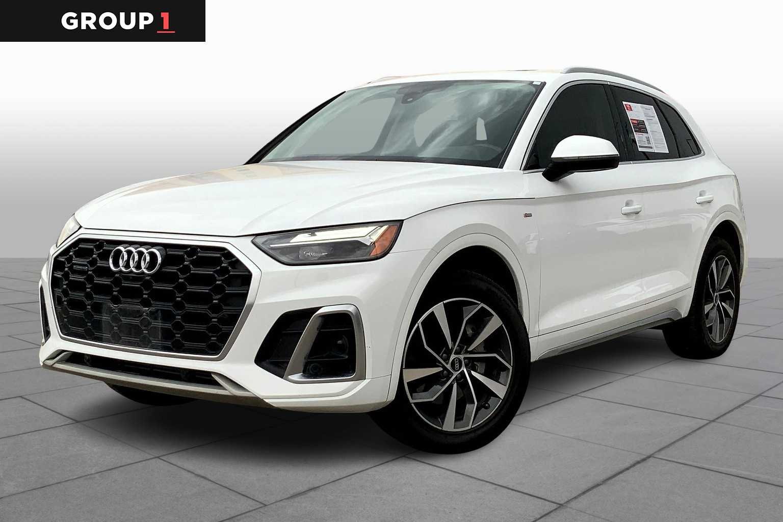2022 Audi Q5 S line Premium Plus