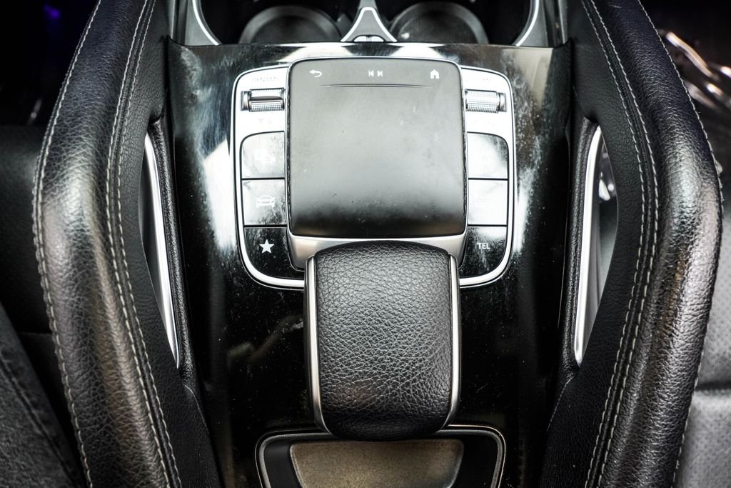 Used 2020 White Mercedes-Benz GLE 350 image 25