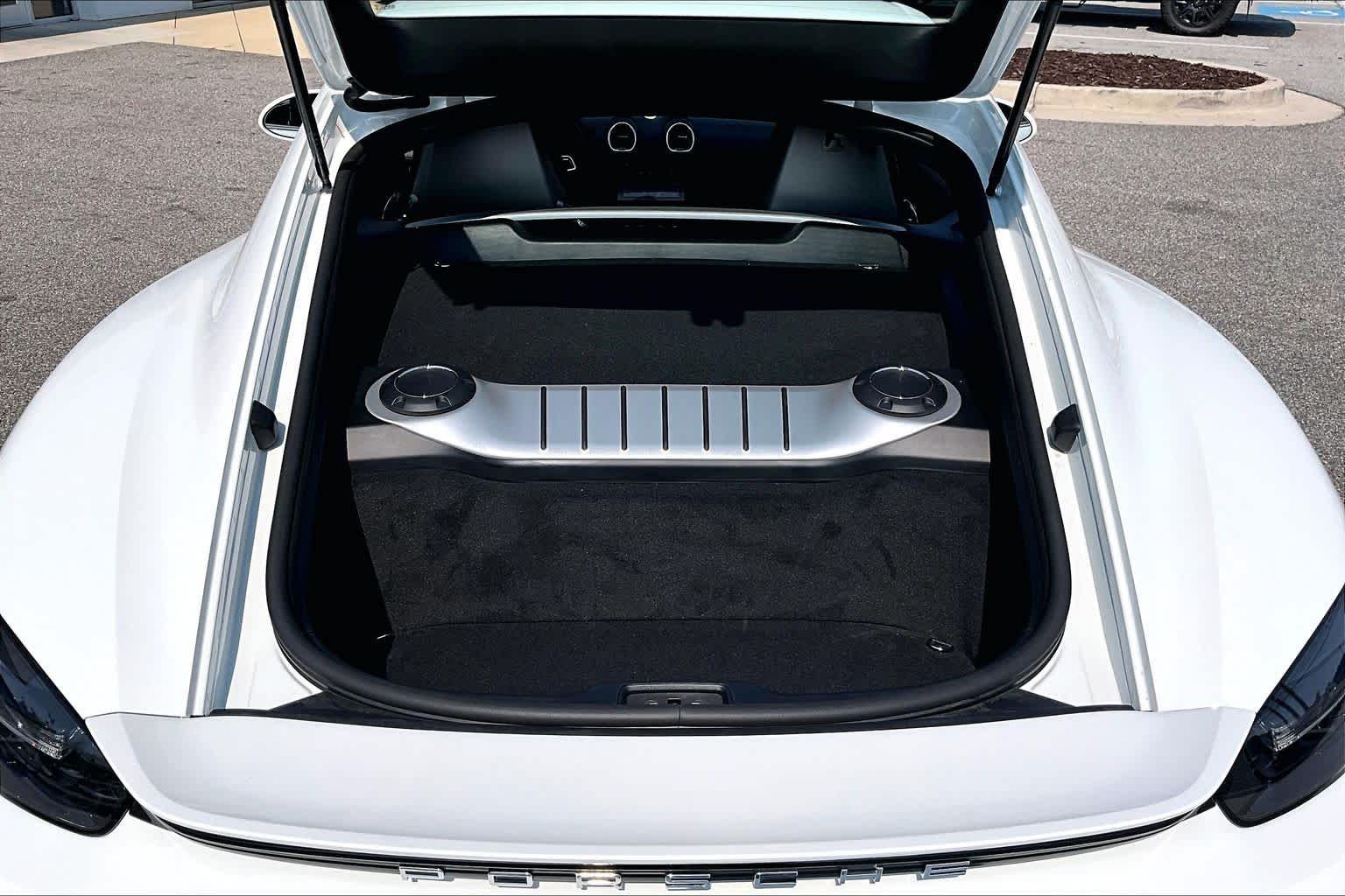 Used 2025 White Porsche GTS 4.0 image 33
