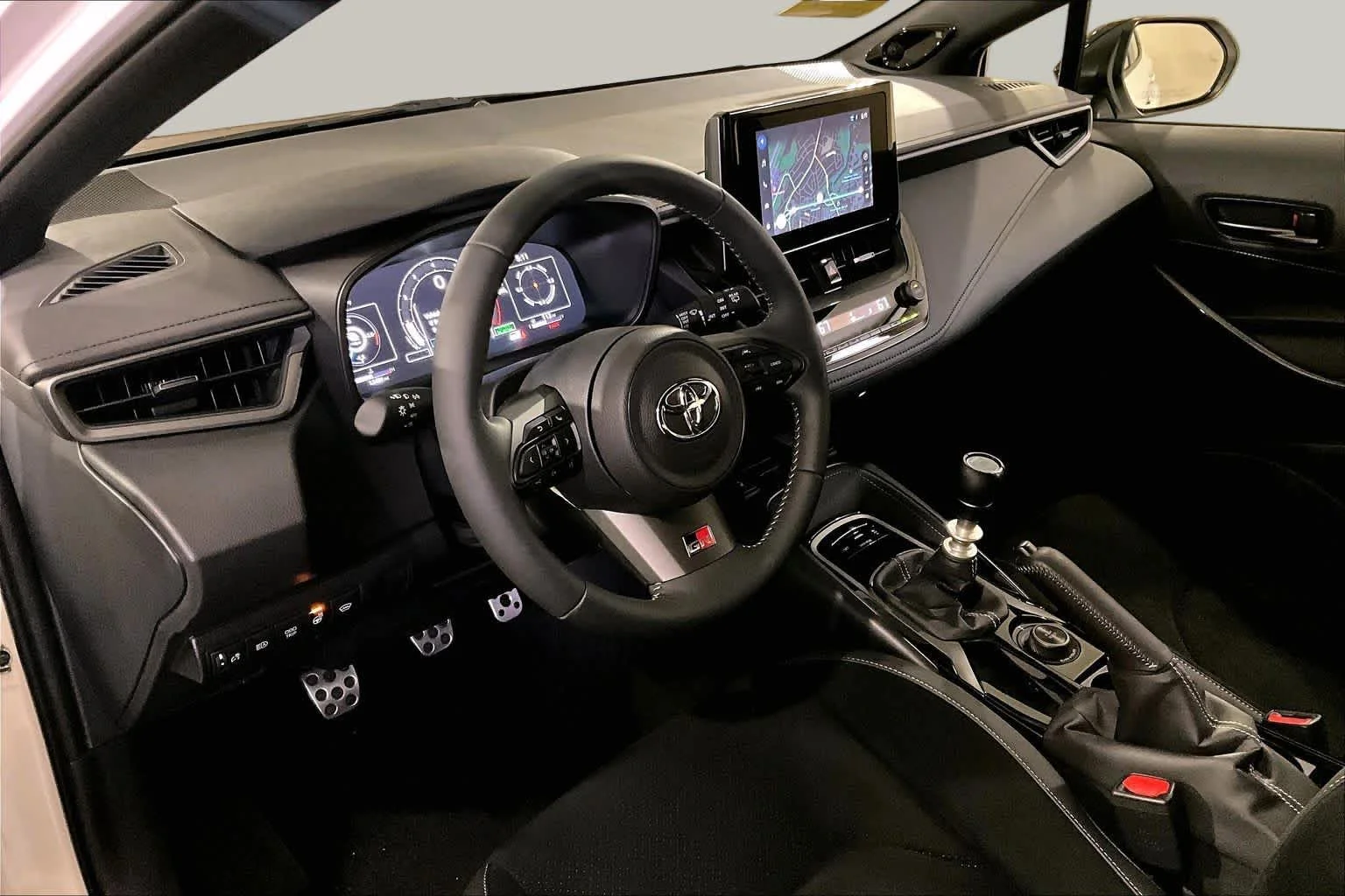 Used 2025 Ice Cap Toyota Premium image 17