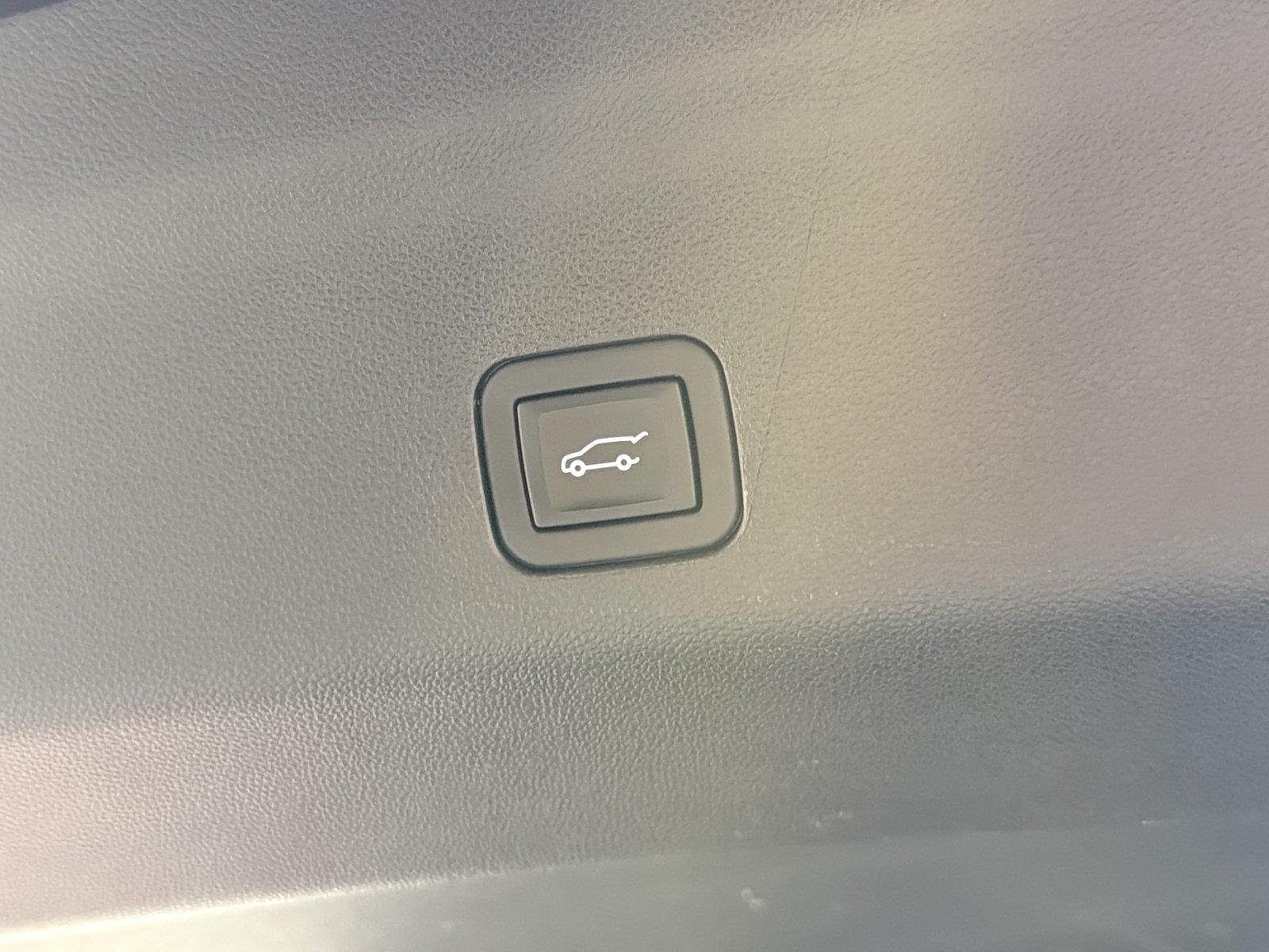 Certified Used 2023 Onyx Black GMC AT4 image 18