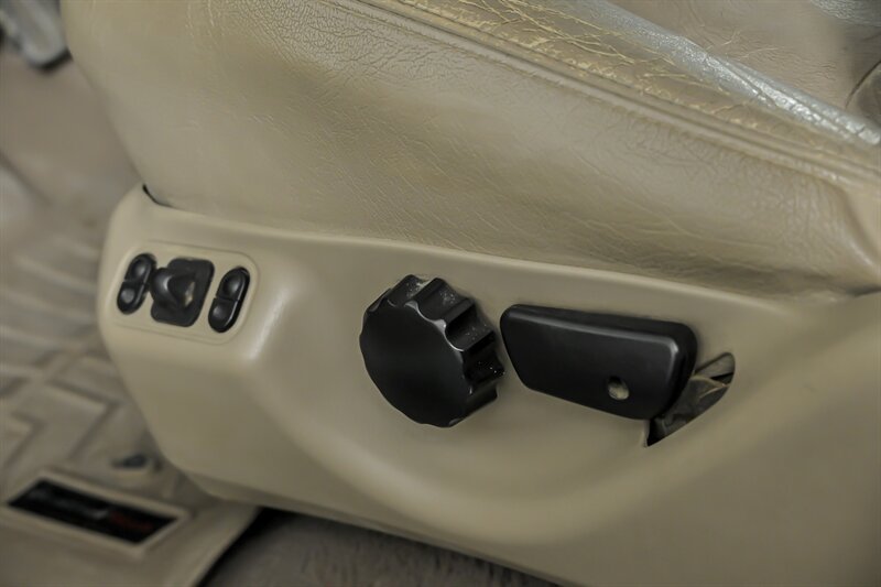 2000 Ford F-350 Super Duty LARIAT - Photo 22