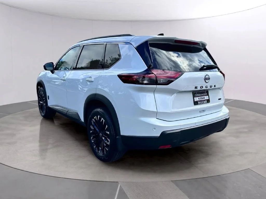 New 2026 Everest White Pearl Tricoat Nissan Dark Armor image 5
