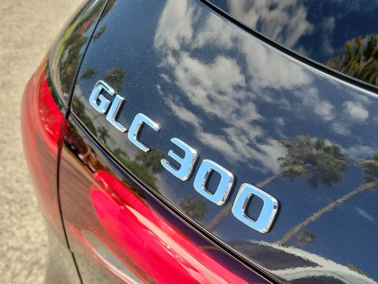 Certified Used 2026 Gray Mercedes-Benz GLC 300 image 7