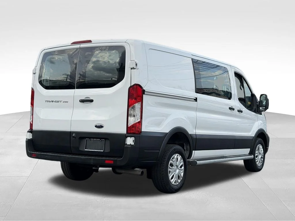 Used 2025 White Ford Base image 9