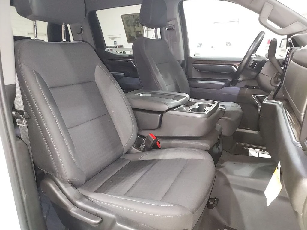 Used 2023 White Chevrolet RST image 29