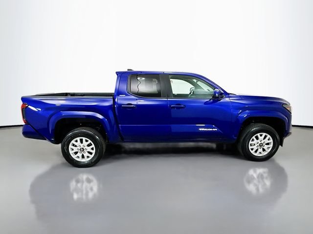 2025 Toyota Tacoma SR5 - Photo 8