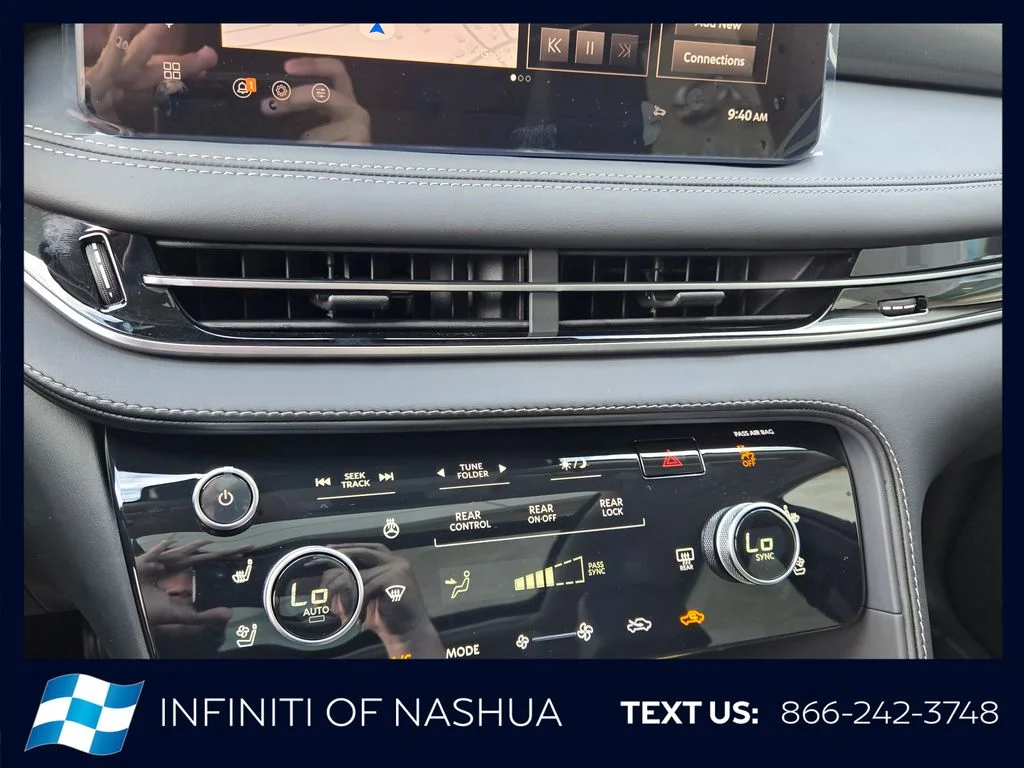New 2027 RADIANT WHITE INFINITI Luxe AWD image 24