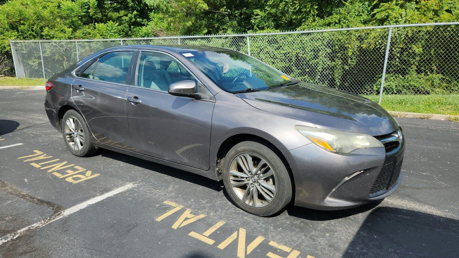 Used 2016 Toyota Camry Special Edition with VIN 4T1BF1FK0GU233459 for sale in Florence, KY