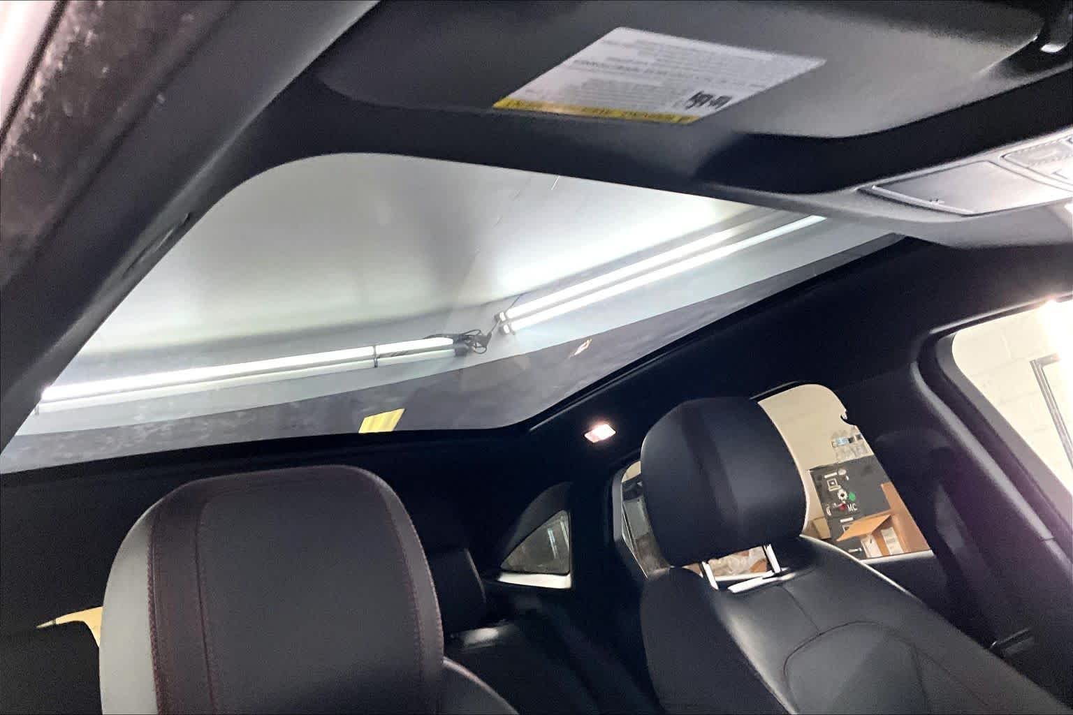 Used 2020 Yulong White Metallic Jaguar Checkered Flag Edition image 14