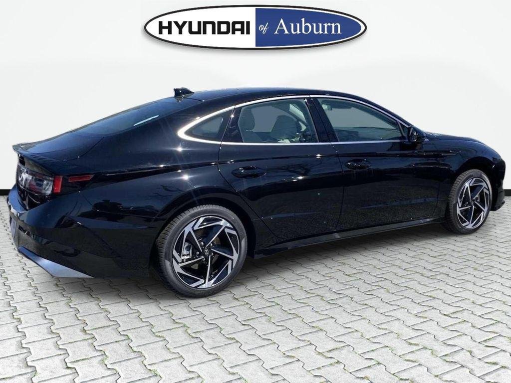 New 2026 Black Hyundai SEL Sport image 5