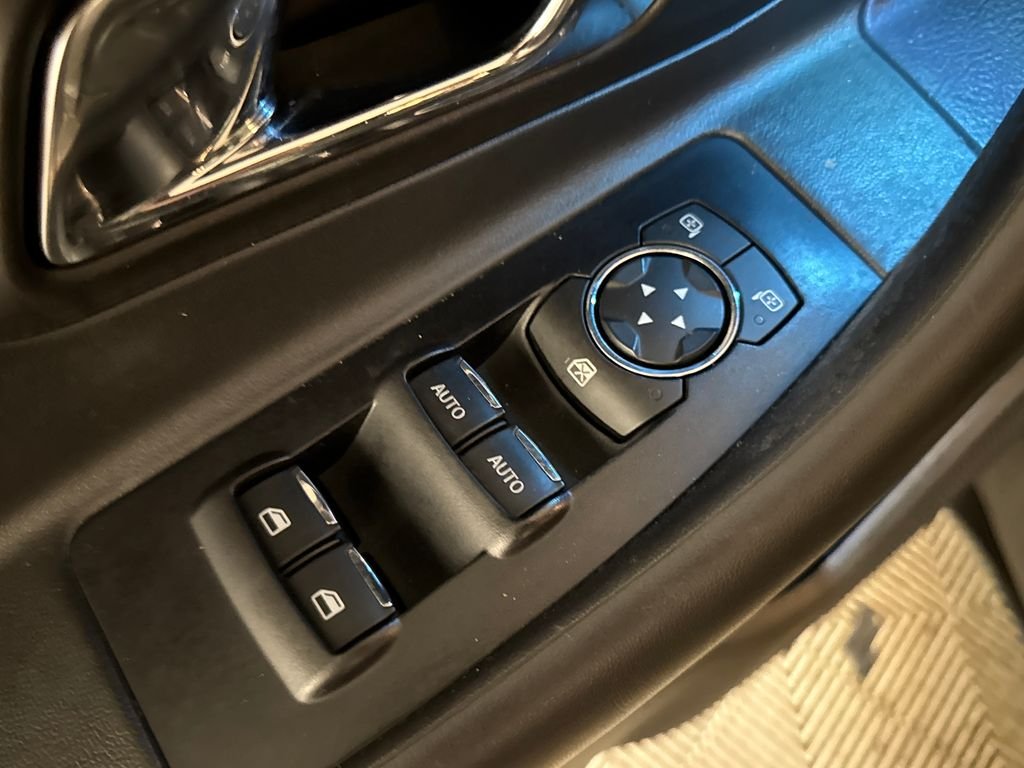 Used 2017 Gray Ford Limited image 14