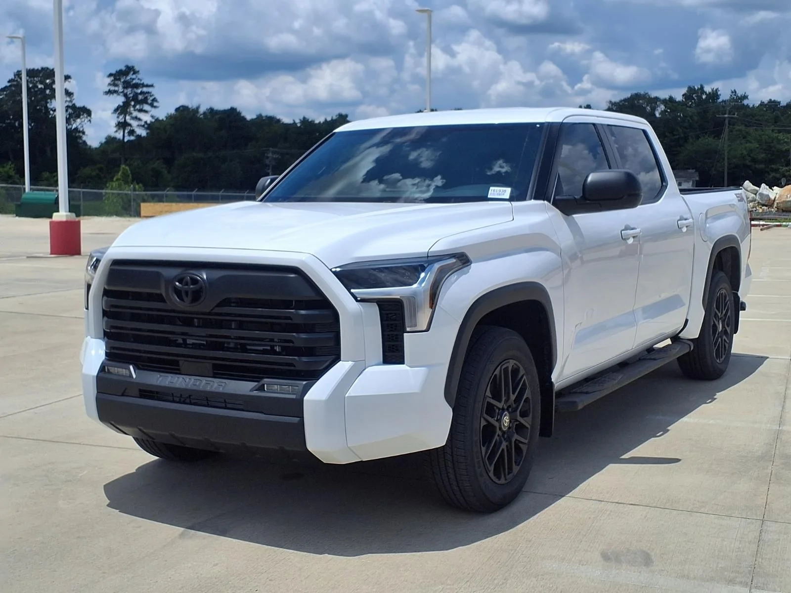 New 2026 White Toyota SR5 image 3