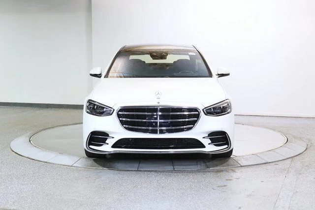 2024 Mercedes-Benz S-Class S 580e - Photo 11