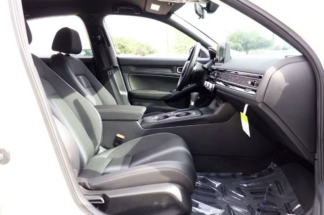 2026 Honda Civic Hatchback Sport - Photo 13