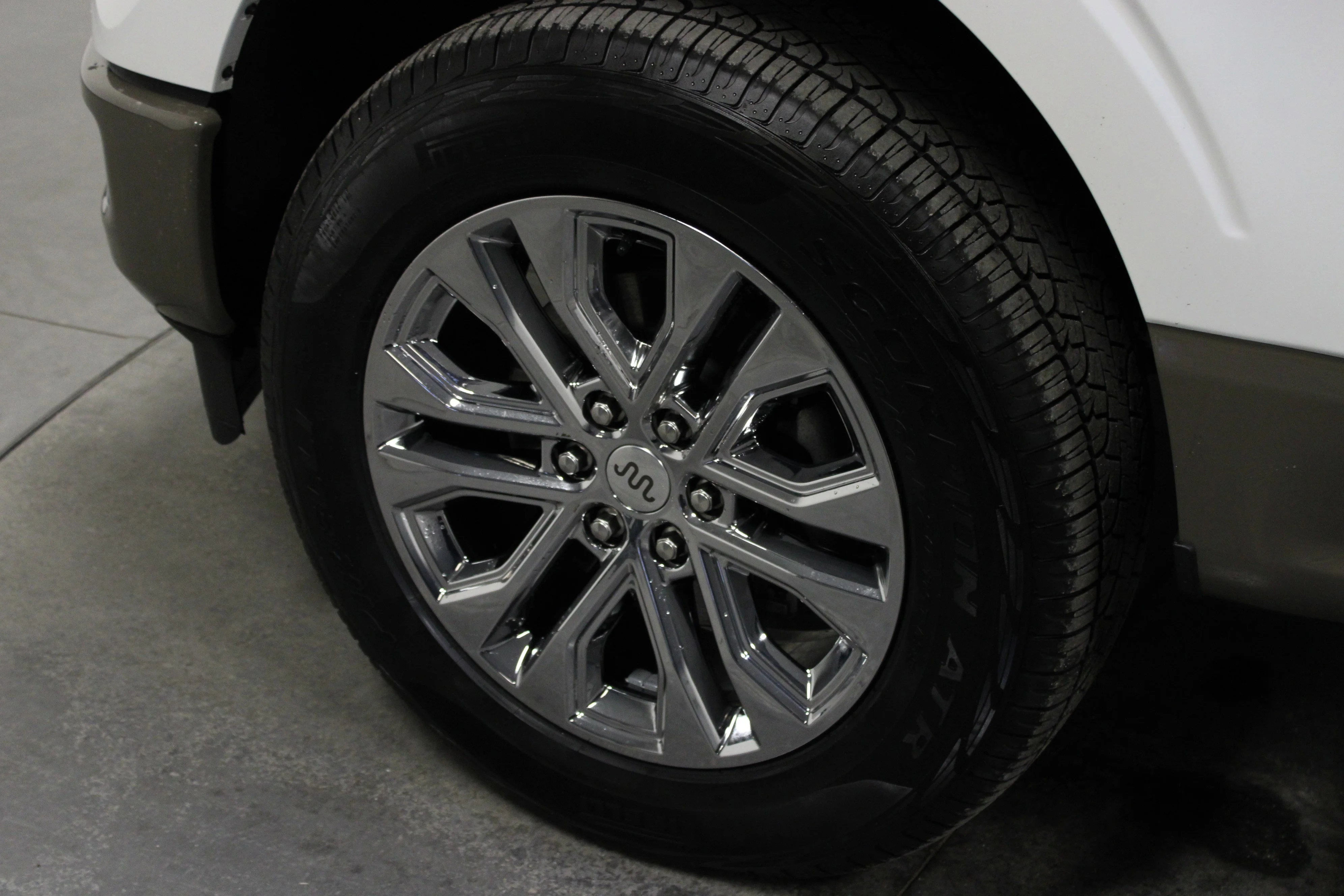 Used 2025 Star White Metallic Tri-Coat Ford King Ranch image 10