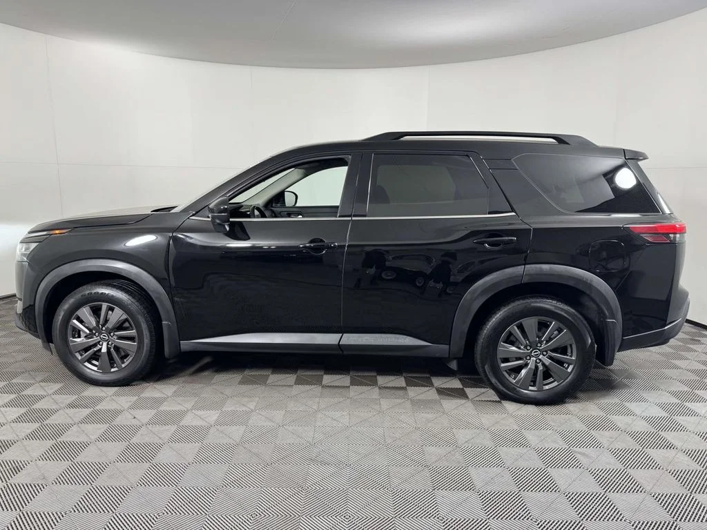 Used 2022 Black Nissan SV image 11