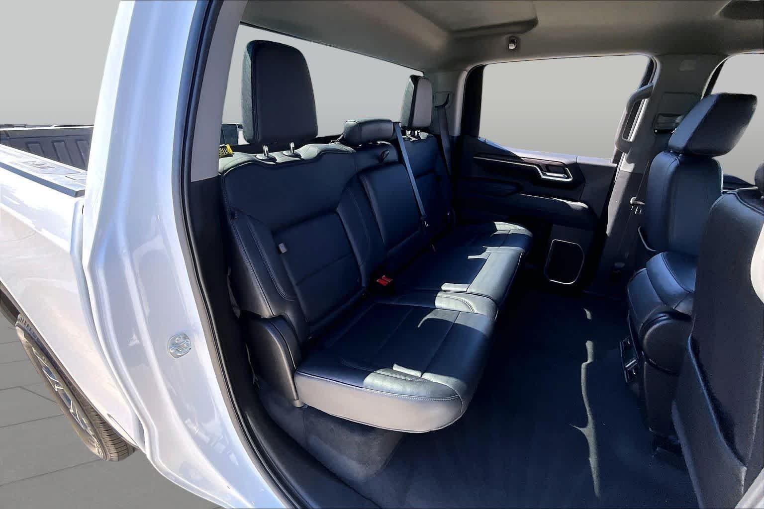 Used 2026 Summit White GMC SLT image 6